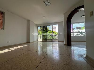 Apartamento de 3 alcobas en venta en Altos De Riomar, Barranquilla, 143 m² · foto 3 de 12