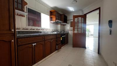 Apartamento de 3 alcobas en venta en Altos De Riomar, Barranquilla, 143 m² · foto 6 de 12