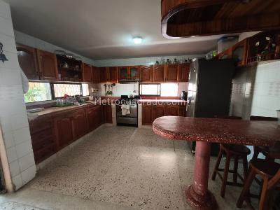 Casa de 5 alcobas en venta en Ciudad Jardin, Barranquilla, 580 m² · foto 6 de 20