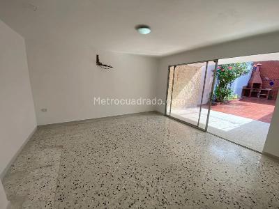 Casa de 4 alcobas en venta en Altos De Riomar, Barranquilla, 325 m² · foto 2 de 20