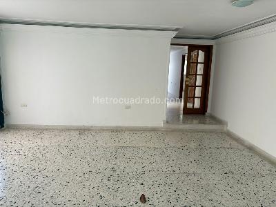 Casa de 4 alcobas en venta en Altos De Riomar, Barranquilla, 325 m² · foto 4 de 20