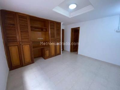 Casa de 4 alcobas en venta en Altos De Riomar, Barranquilla, 325 m² · foto 8 de 20