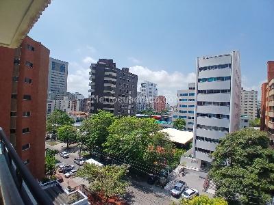Apartamento de 3 alcobas en venta en Alto Prado, Barranquilla, 260 m² · foto 8 de 18
