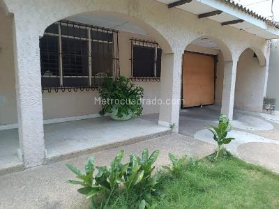 Casa en venta en Riomar, Barranquilla · foto 2 de 12