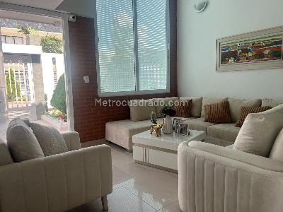 Casa de 5 alcobas en arriendo en Villa Santos, Barranquilla, 210 m² · foto 2 de 20