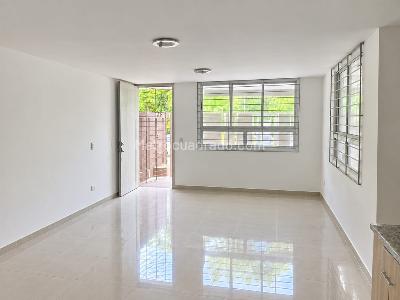 Casa en venta en Villa Carolina, Barranquilla · foto 2 de 13