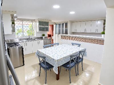 Casa de 4 alcobas en venta en Santa Monica, Barranquilla, 289 m² · foto 9 de 20