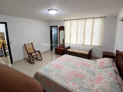 Casa de 4 alcobas en venta en Santa Monica, Barranquilla, 289 m² · foto 18 de 20