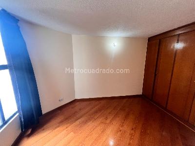 Apartamento en venta en Las Villas, Bogotá · foto 8 de 12