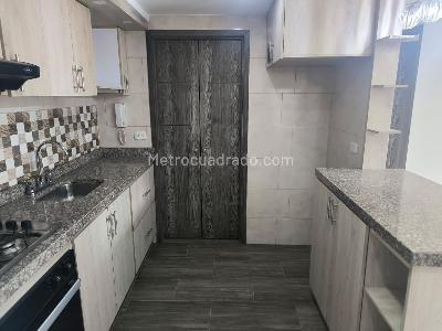 Apartamento de 3 alcobas en venta en Tierra Buena Tintal, Bogotá, 47 m² · foto 6 de 16