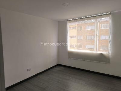 Apartamento de 2 alcobas en venta en San Jose De Spring, Bogotá, 61 m² · foto 11 de 13