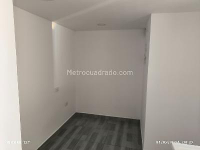 Apartamento de 2 alcobas en venta en San Jose De Spring, Bogotá, 61 m² · foto 6 de 13