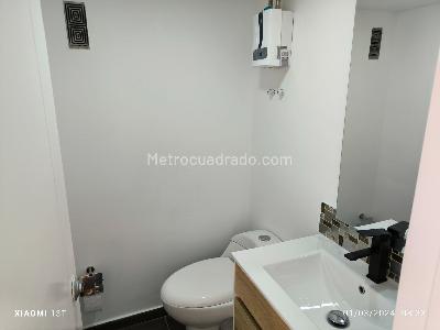 Apartamento de 2 alcobas en venta en San Jose De Spring, Bogotá, 61 m² · foto 9 de 13