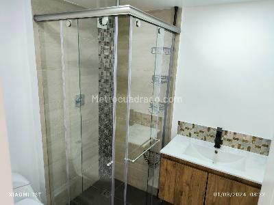 Apartamento de 2 alcobas en venta en San Jose De Spring, Bogotá, 61 m² · foto 7 de 13