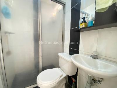 Casa de 5 alcobas en venta en El Rosario, Bello, 100 m² · foto 5 de 17