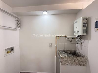 Apartamento de 3 alcobas en venta en Valadares, Bello, 61 m² · foto 5 de 20