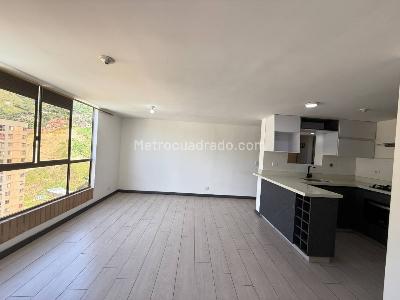 Apartamento de 3 alcobas en venta en Valadares, Bello, 61 m² · foto 7 de 20