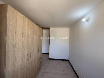 Apartamento de 3 alcobas en venta en Valadares, Bello, 61 m² · foto 15 de 20