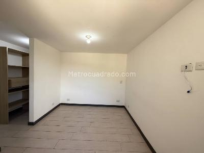 Apartamento de 3 alcobas en venta en Valadares, Bello, 61 m² · foto 16 de 20