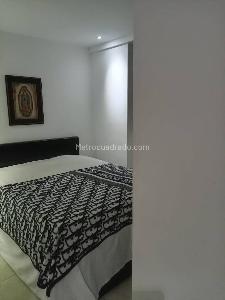 Apartamento de 2 alcobas en venta en San Jose, Sabaneta, 78 m² · foto 3 de 16