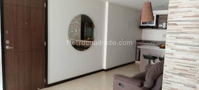 Apartamento de 2 alcobas en venta en San Jose, Sabaneta, 78 m² · foto 4 de 16