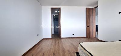 Apartamento en venta en Altos Del Poblado, Medellín · foto 16 de 18