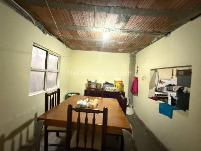 Casa de 5 alcobas en venta en Paris, Bello, 102 m² · foto 11 de 20
