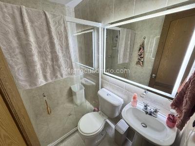 Apartamento de 3 alcobas en venta en Los Alcazares, Sabaneta, 85 m² · foto 5 de 10