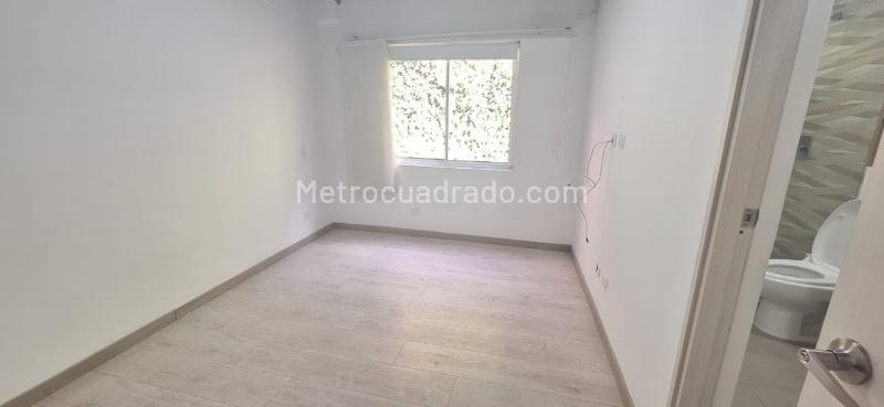 4BR House for Rent in San Lucas, Medellín with Jacuzzi - 5