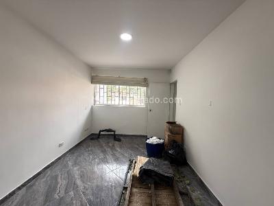 Casa en arriendo en Calasanz, Medellín · foto 2 de 20