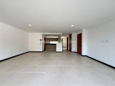 Apartamento en venta en Estadio, Medellín · foto 3 de 20