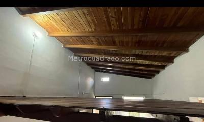 Apartamento de 3 alcobas en venta en Alto De Las Flores, Sabaneta, 60 m² · foto 3 de 13