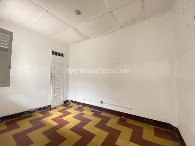 Casa de 5 alcobas en venta en Boston, Medellín, 180 m² · foto 12 de 20