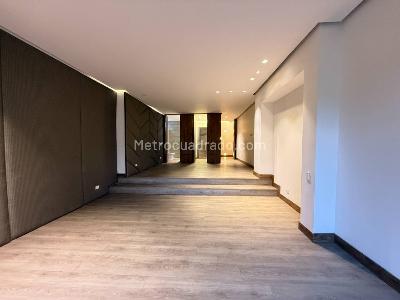 Casa de 5 alcobas en venta en Los Balsos, Medellín · foto 10 de 20
