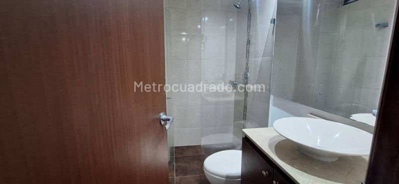 Spacious 2BR Apartment in Estadio - 9