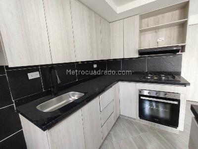 Apartamento en venta en Ditaires, Itagüí · foto 2 de 15
