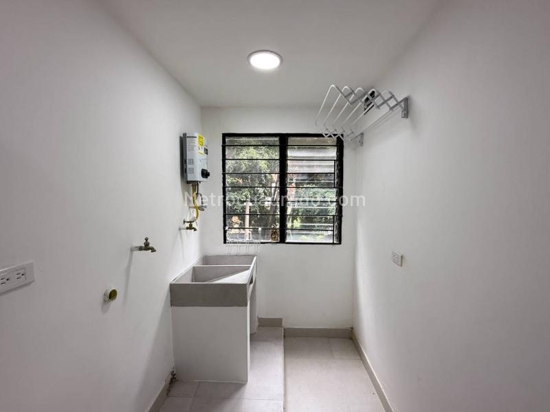 Apartamento Cómodo de 1 Alcoba en Laureles - 3