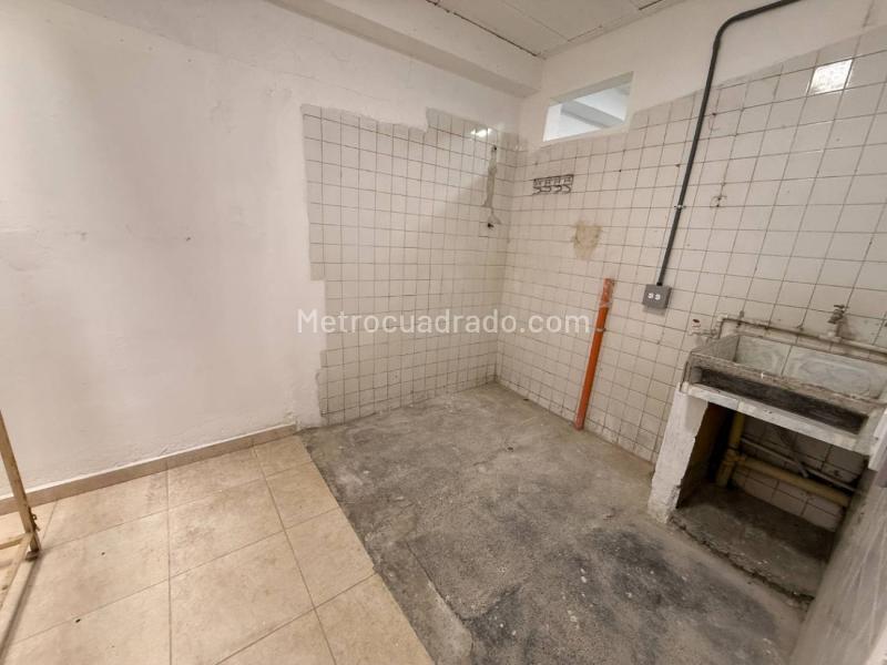 Commercial House with 1BR in Cordoba - 6