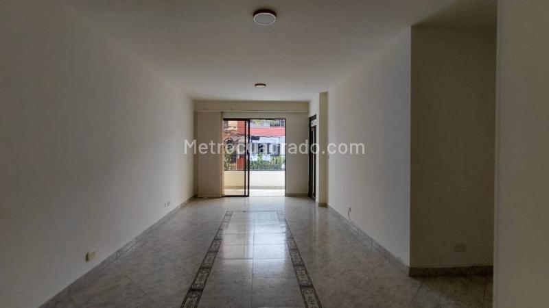 Apartamento en arriendo en El Carmelo, Itagüí (4 habitaciones) - 5