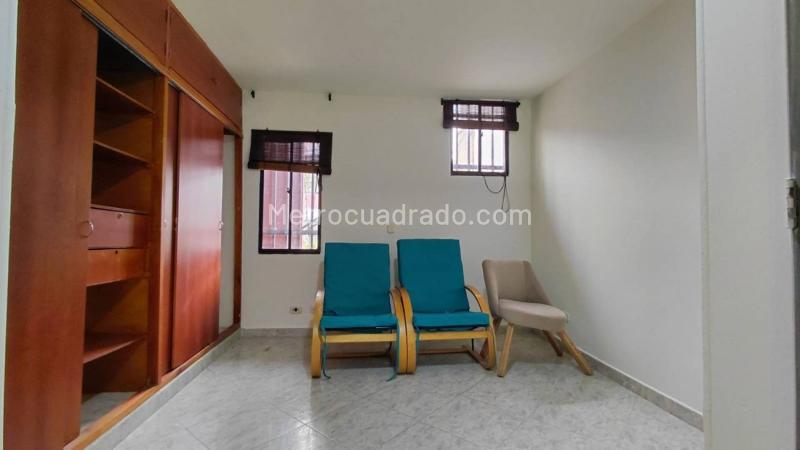 Apartamento en arriendo en El Carmelo, Itagüí (4 habitaciones) - 9