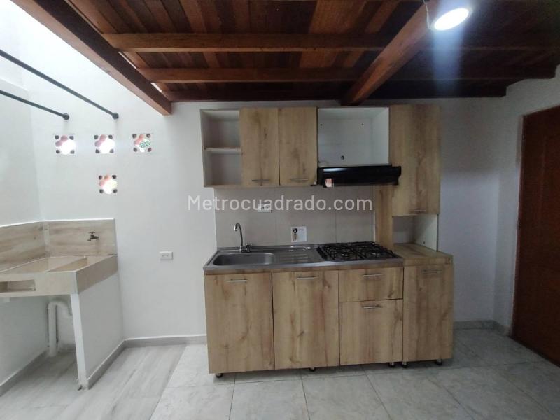 1BR Apartment in San Joaquin - 3