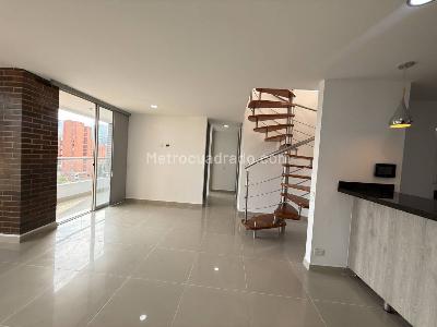 Apartamento de 4 alcobas en venta en Laureles, Medellín, 240 m² · foto 5 de 20