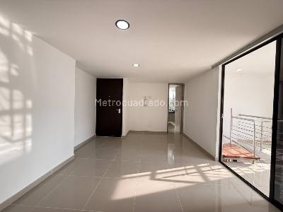 Apartamento de 4 alcobas en venta en Laureles, Medellín, 240 m² · foto 18 de 20