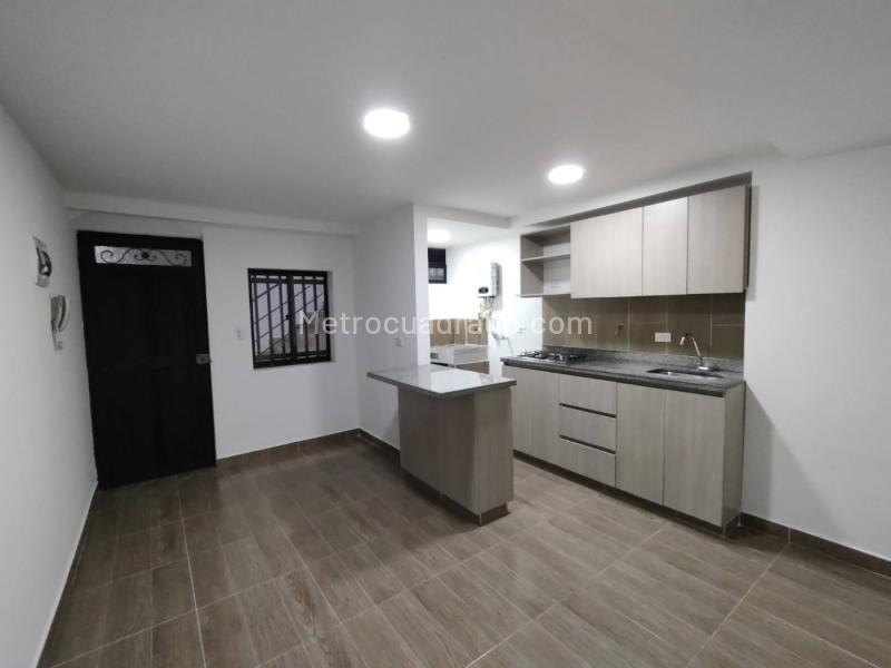 Apartamento de 2 Alcobas en Arriendo en Aranjuez cerca a Parque Aranjuez - 2