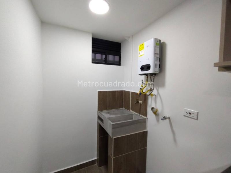 Apartamento de 2 Alcobas en Arriendo en Aranjuez cerca a Parque Aranjuez - 5