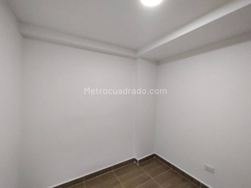 Apartamento de 2 Alcobas en Arriendo en Aranjuez cerca a Parque Aranjuez - 7