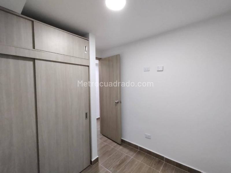 Apartamento de 2 Alcobas en Arriendo en Aranjuez cerca a Parque Aranjuez - 8