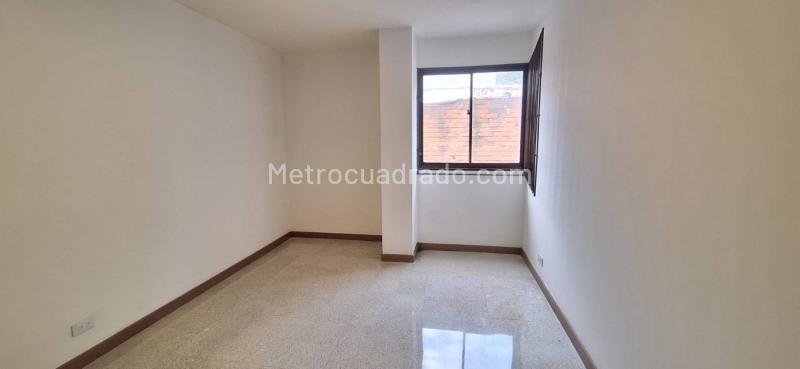Apartamento Moderno de 3 Alcobas con Balcón en Villa Hermosa - 6
