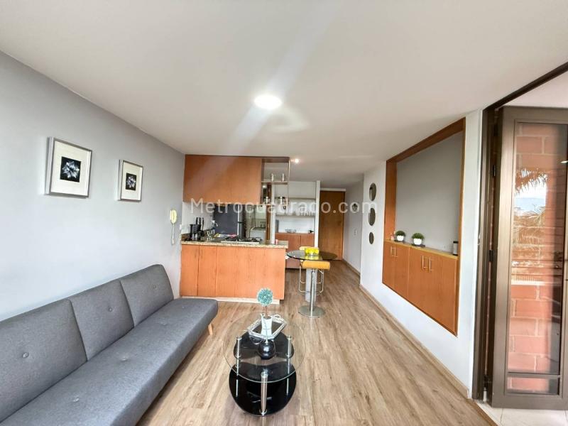 1BR Apartment for Rent in Conquistadores, Medellín with Balcony - 4