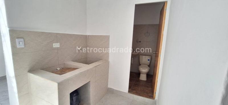 Apartamento en Arriendo de 2 Alcobas en Manrique Central (48 m²) - 4